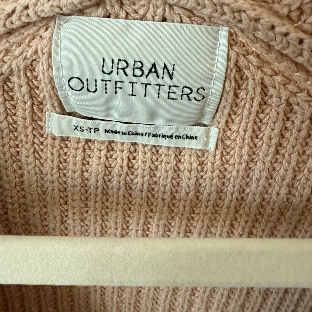 Urban Outfitters Victoria Cream V-Neck Sweater - Picture 5 of 9